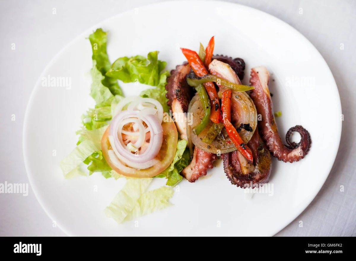 Dlaczego turyści w Santa Cruz zawsze ustawiają się w kolejce do tej niepozornej tawerny - image 1