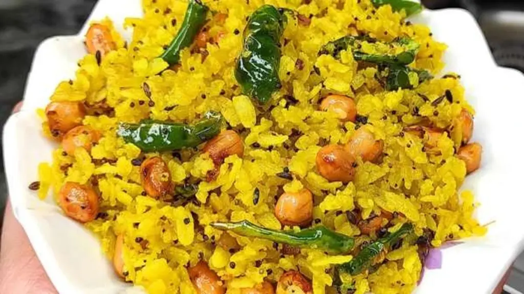 Dlaczego warto dodać łyżkę masła klarowanego do porannych płatków