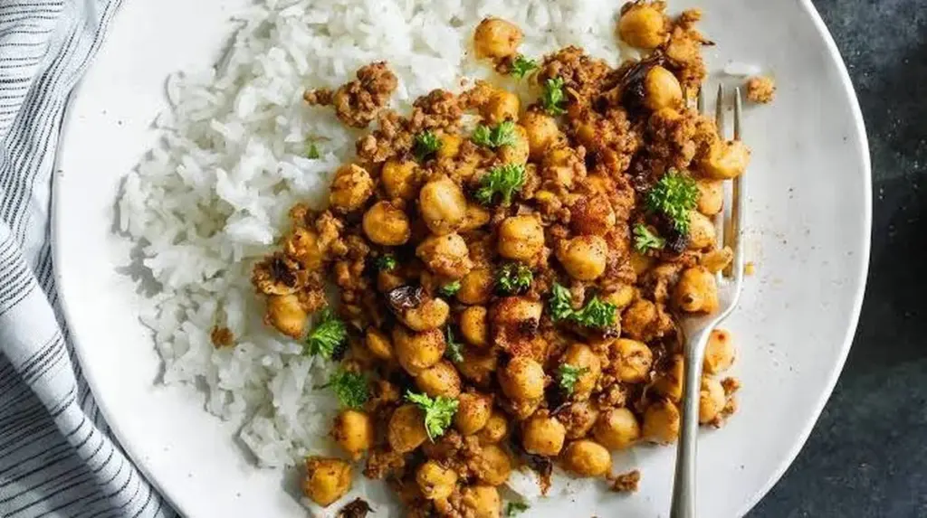 Dlaczego warto dodać puszkę ciecierzycy do mielonego mięsa