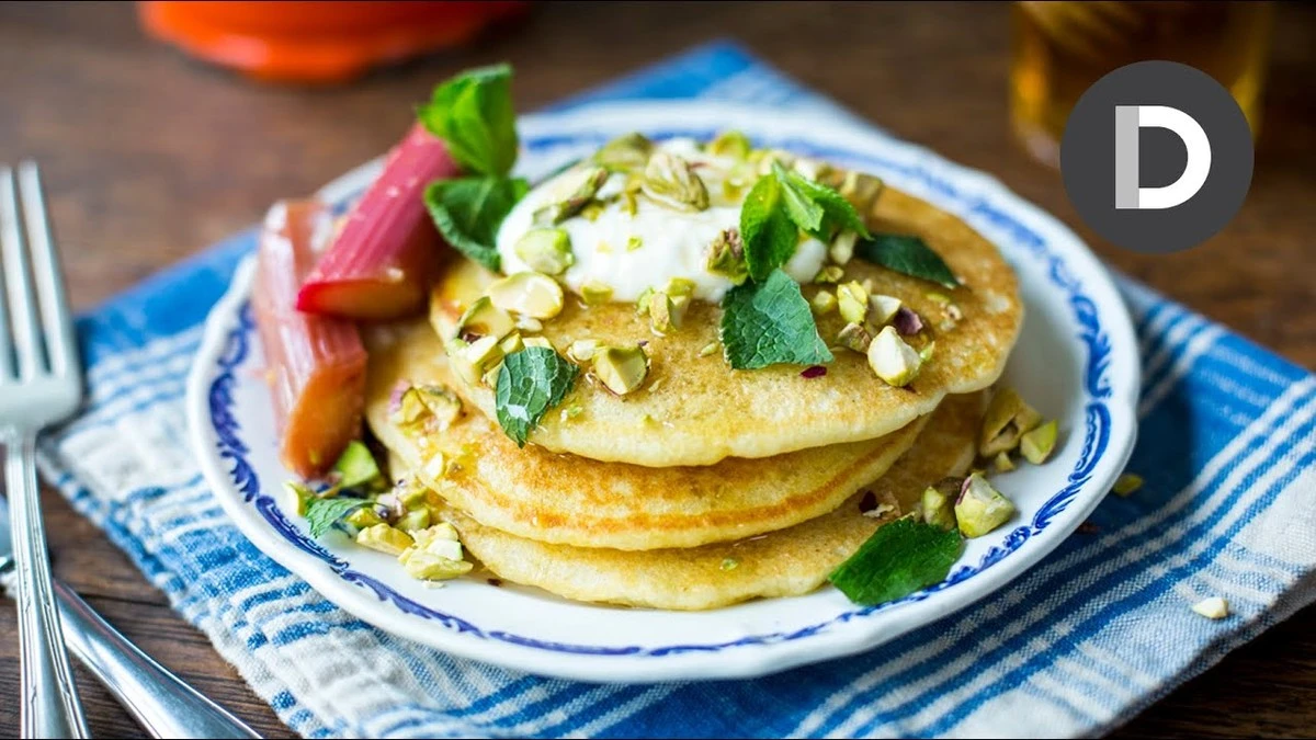 Dlaczego warto dodać łyżkę jogurtu do kaszy manny przed śniadaniem - image 1