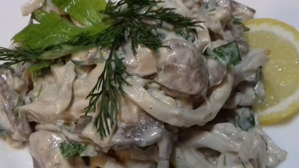 Dlaczego warto wrzucić kalmary do lodowatej wody zaraz po gotowaniu - image 1