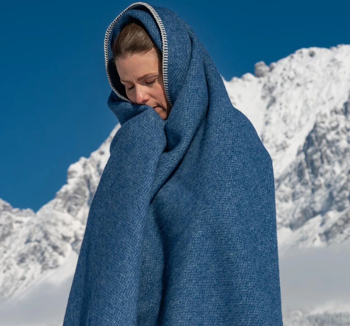 Dlaczego warto zamienić klasyczną kołdrę na warstwę z eko-wełny jeszcze przed końcem sezonu - image 1