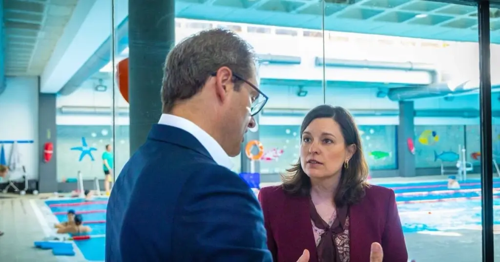 Dlaczego w San Fernando zrezygnowano z 100 tysięcy litrów paliwa w basenie