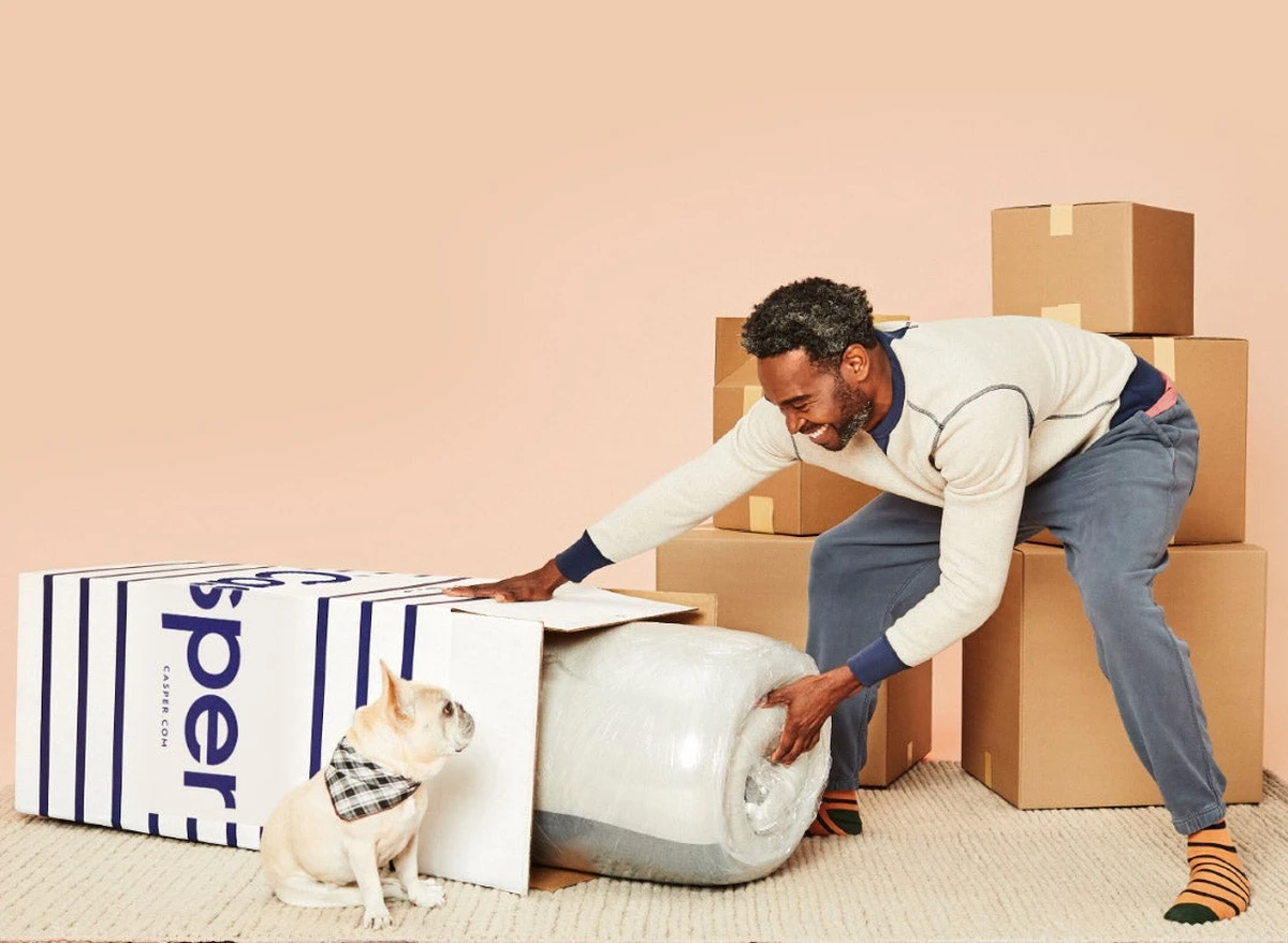 Dlaczego znana marka meblowa Colineal pakuje materace do małych pudełek - image 1