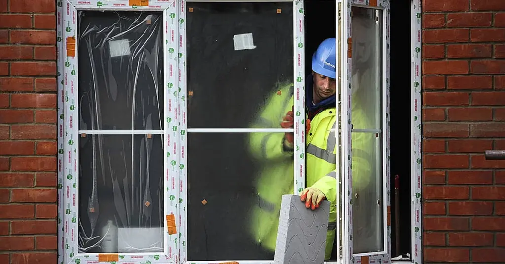 Większość właścicieli domów do 2011 roku może teraz otrzymać 4000 euro na nowe okna